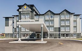 Microtel Casselman